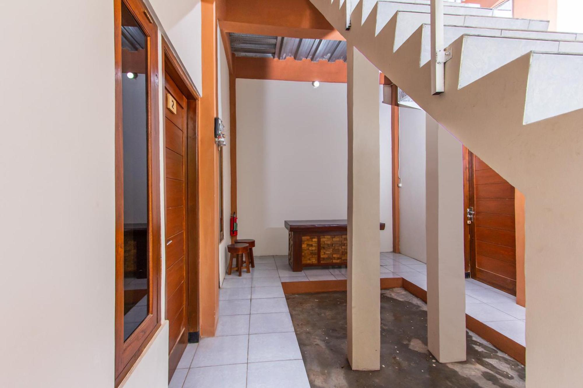 Oyo 1718 Homestay Wak Gobenk Salakan Εξωτερικό φωτογραφία