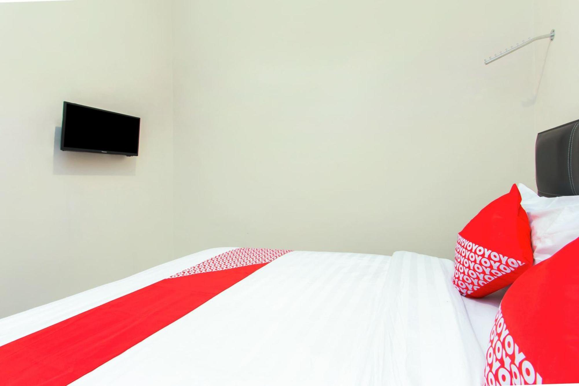 Oyo 1718 Homestay Wak Gobenk Salakan Εξωτερικό φωτογραφία