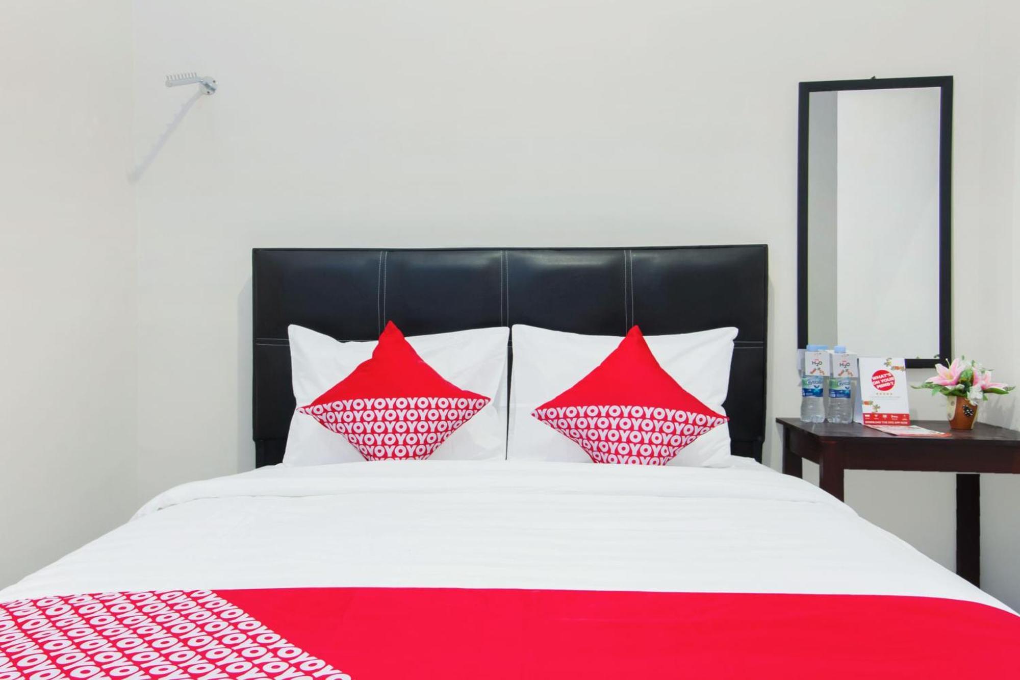 Oyo 1718 Homestay Wak Gobenk Salakan Εξωτερικό φωτογραφία